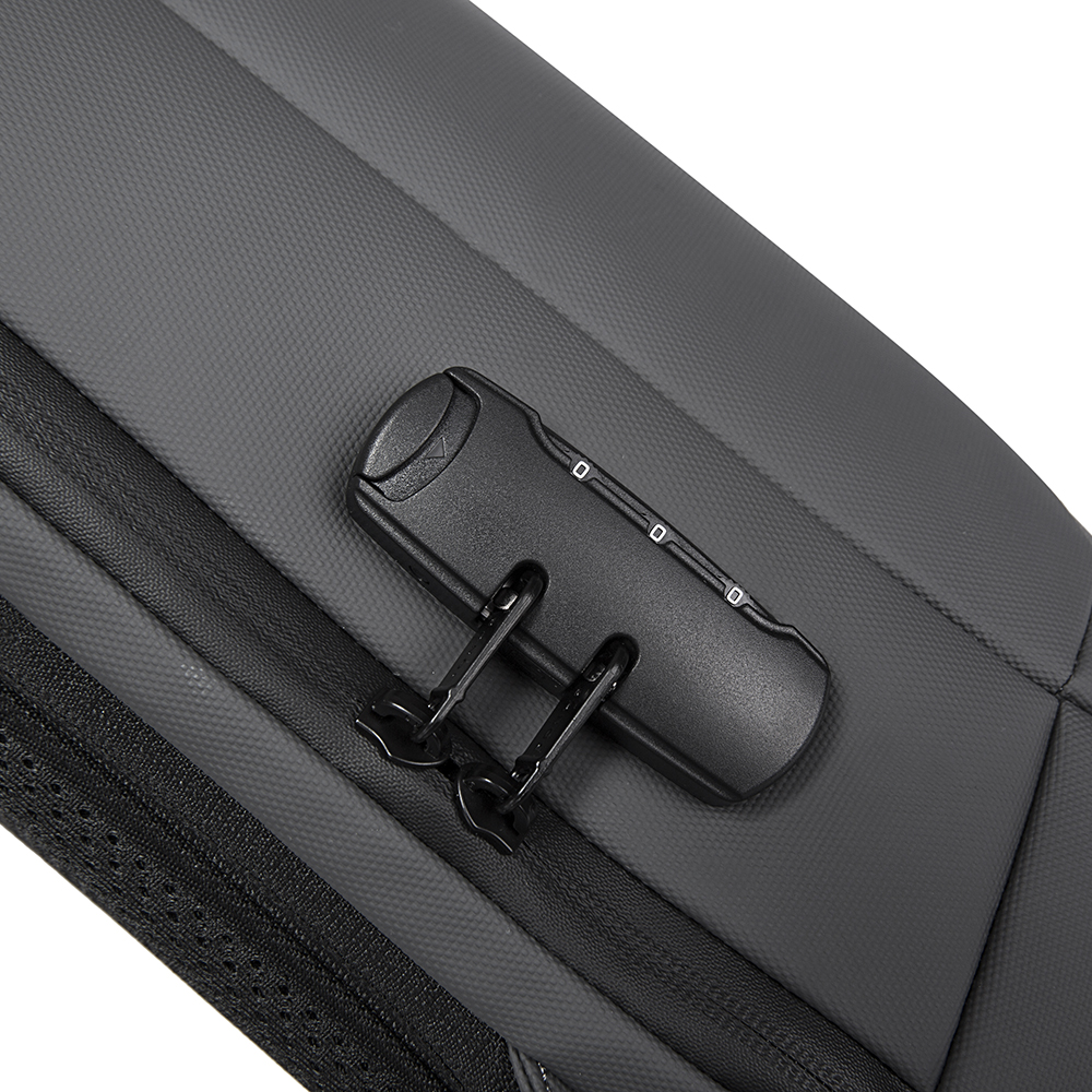 Mochila de Negocios BANGE. Puerto Micro USB, sistema antirrobo programable, bloque TSA. Para portátil de 16 y accesorios. Modelo BG-22188