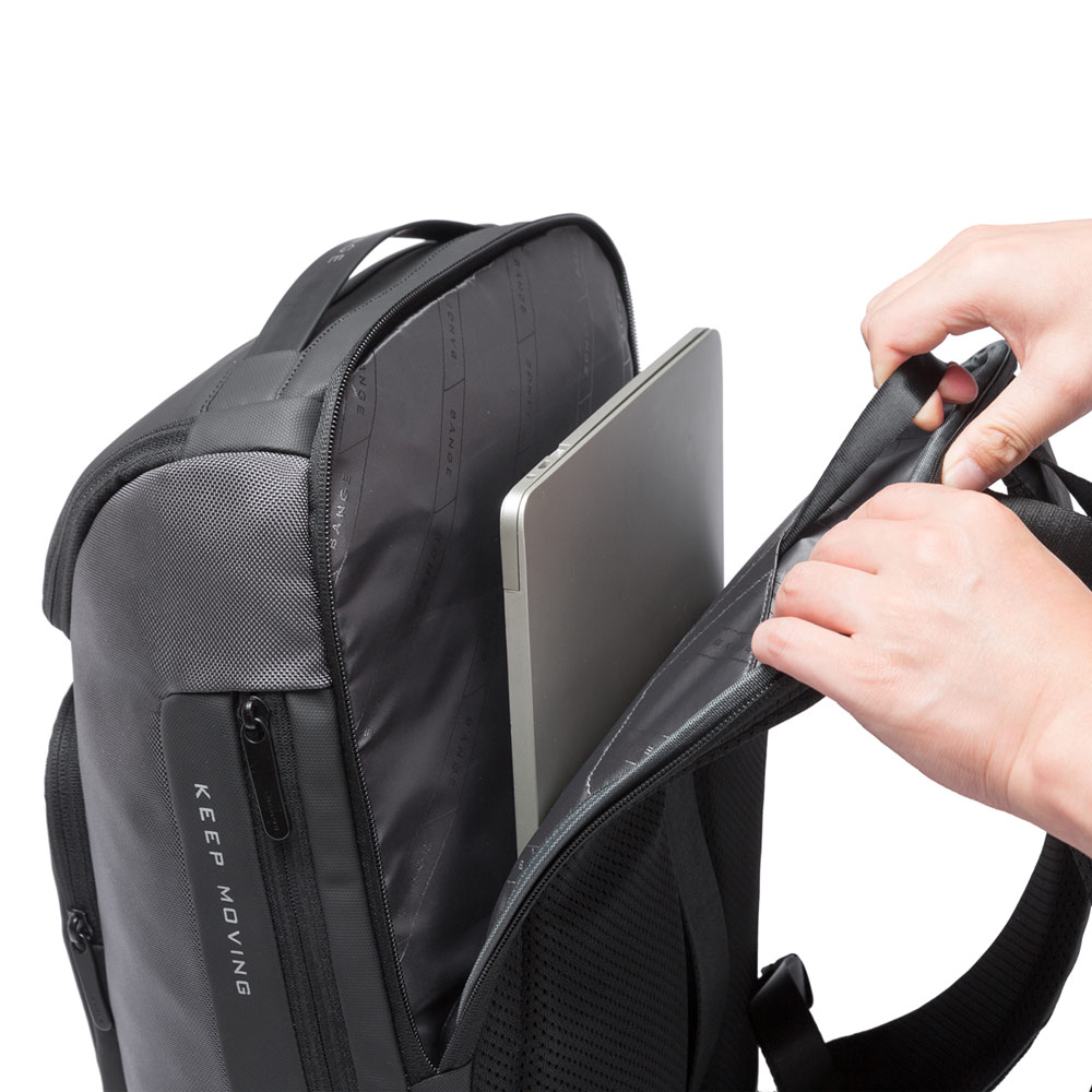 Mochila Negra BANGE. Puerto de carga USB, sistema antirrobo y bloque TSA, correa acolchada. Para portátil de 16 y artículos extra. Modelo BG-7078