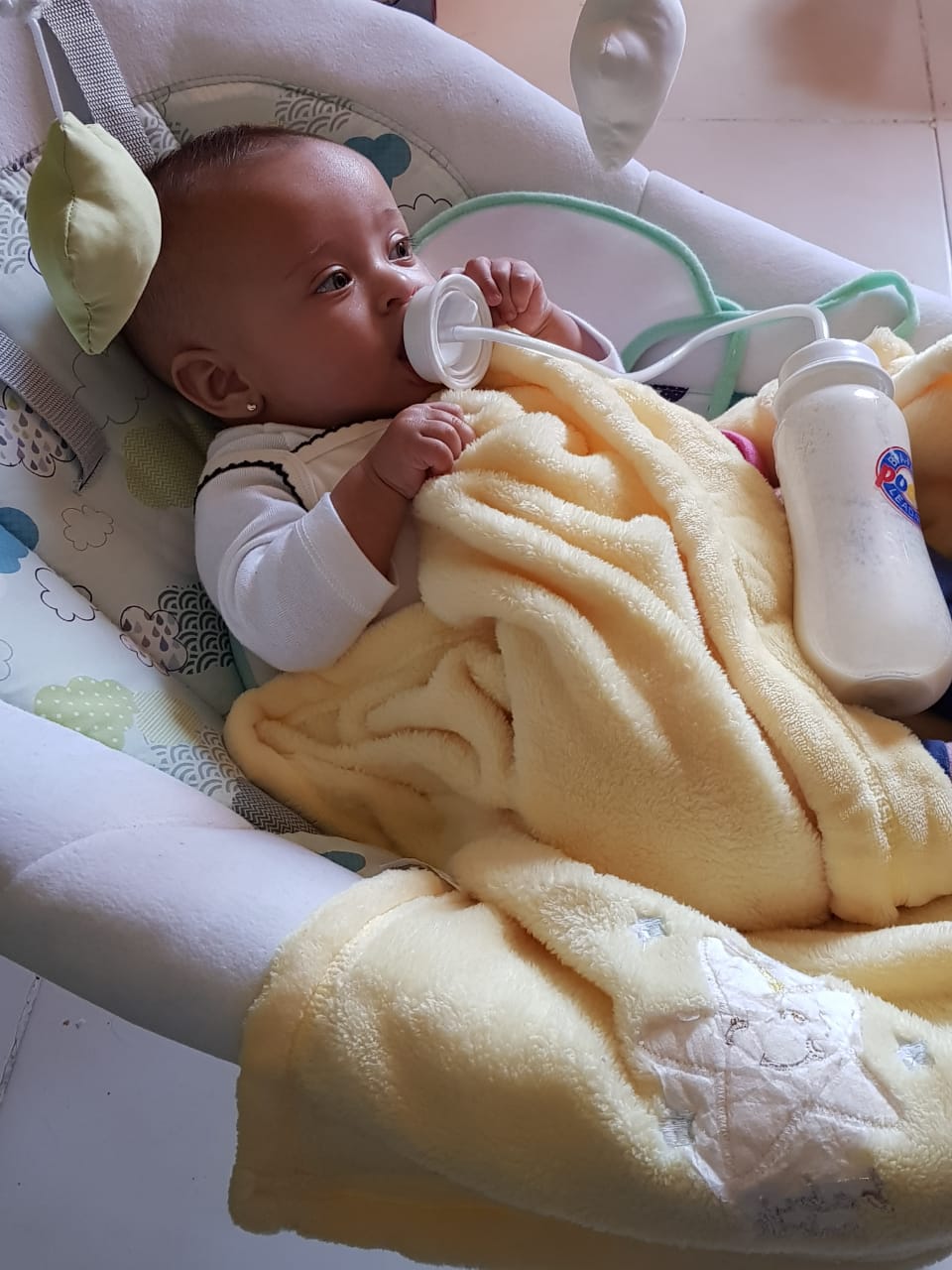 Beiberón Manos Libres Podee Single Pack (Un biberón)