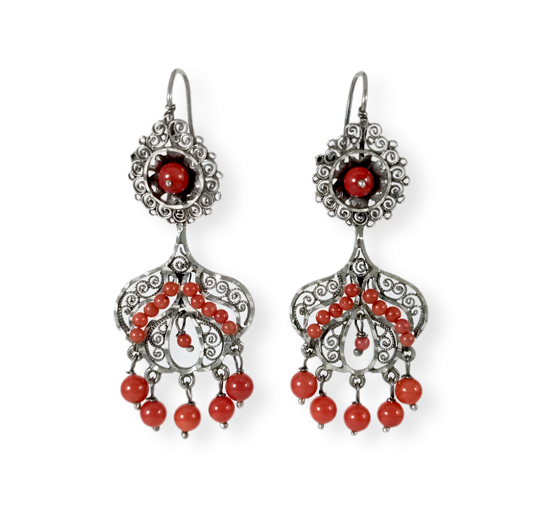 Aretes largos de plata ley .925 y piedra roja