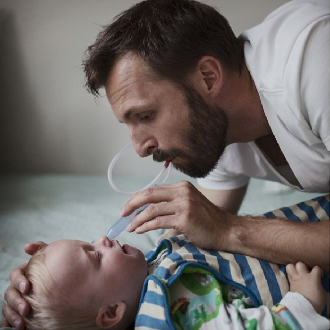 Aspirador Nasal NoseFrida Succionador de Mocos FridaBaby