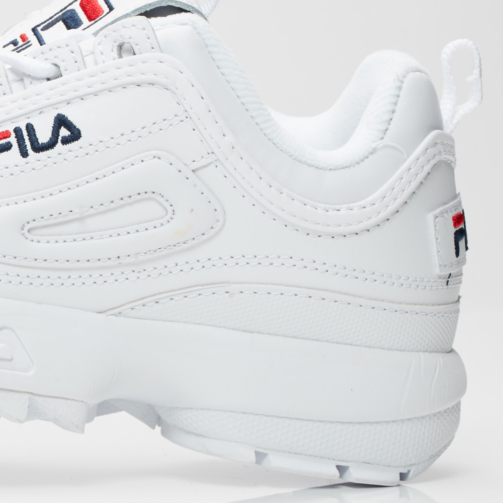Tenis Fila Disruptor 2 Blanco de Dama Original