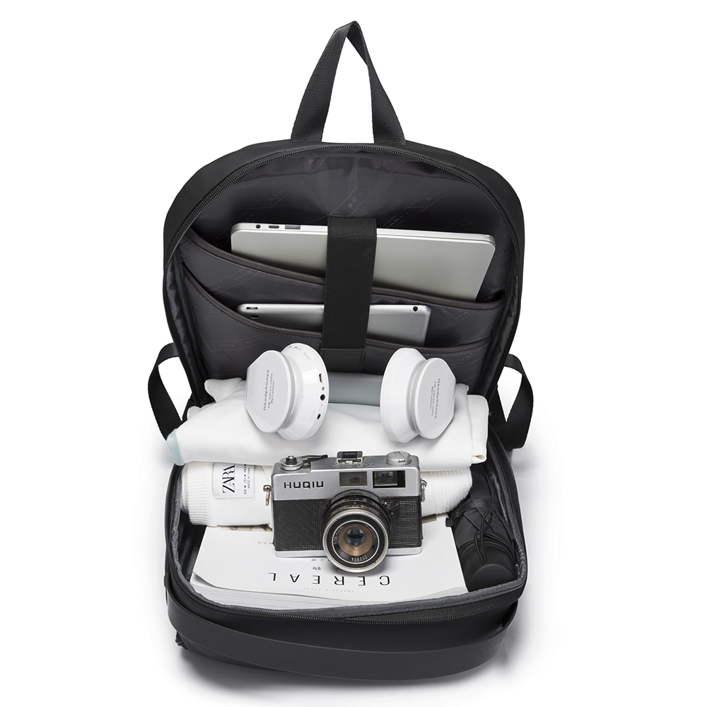 Mochila de Negocios BANGE. Puerto de carga USB, bolsillo antirrobo, correa acolchada y material repelente al agua. Portátil de 16 Modelo BG-7261