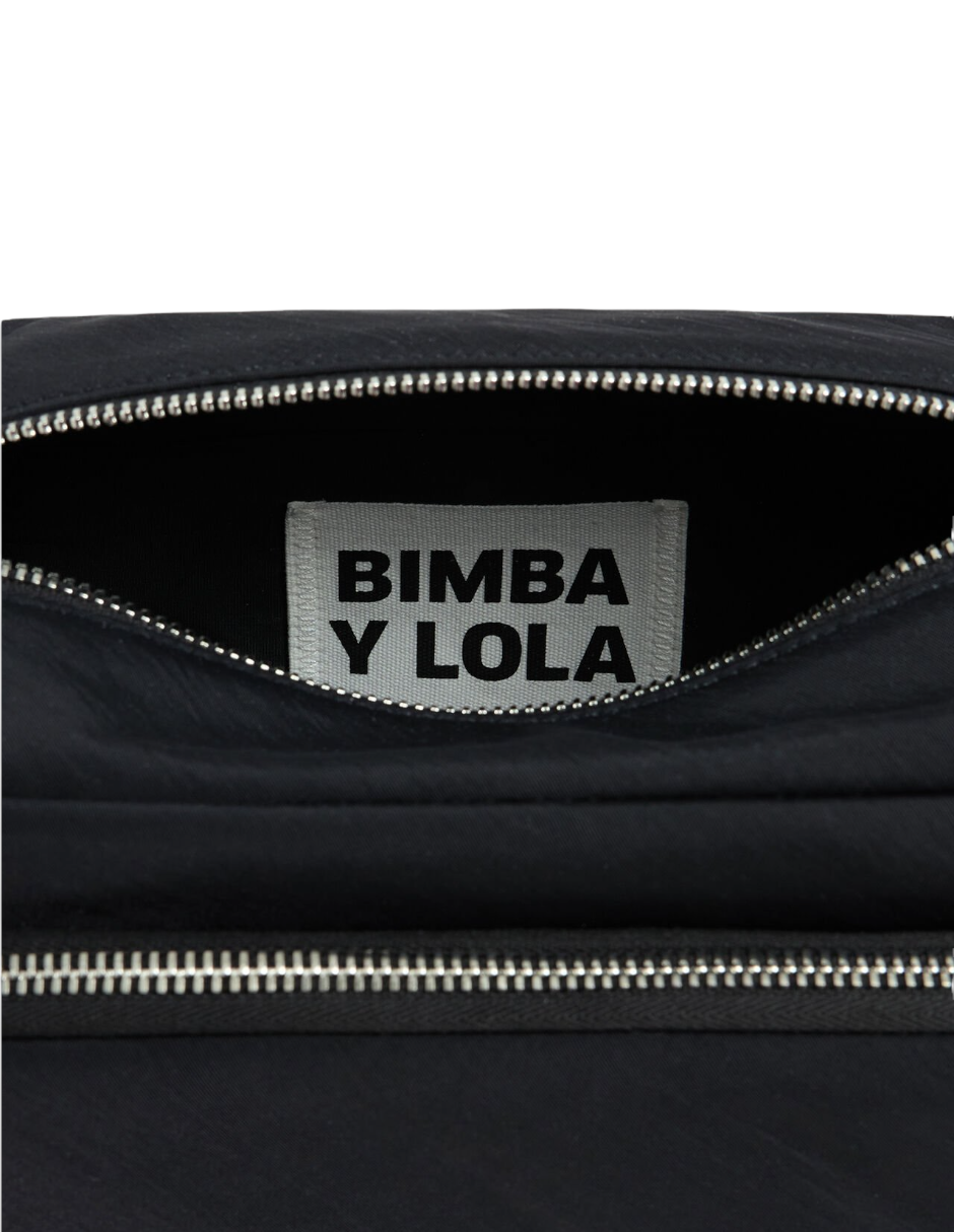 Bolsa Bandolera Mediana color negro logo negro
