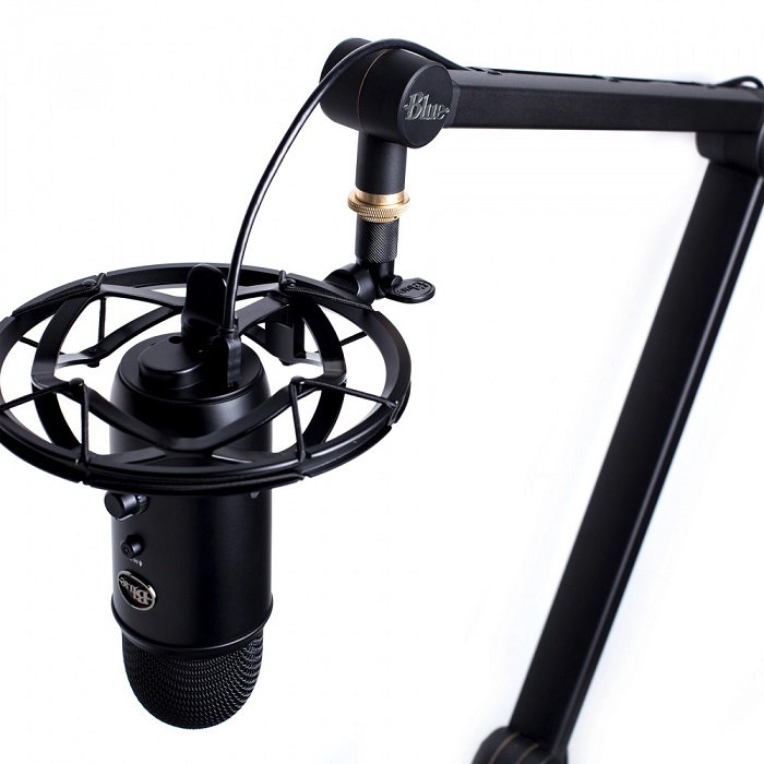 Microfono Profesional Blue Yeticaster USB Suspension Radius III Brazo Compass 988-000107