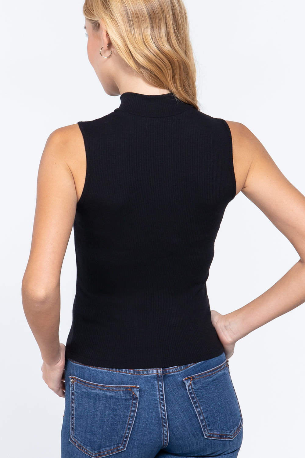 Blusa Top Cuello Alto Sin Mangas Cremallera Cierre Negro Active USA Talla Chica