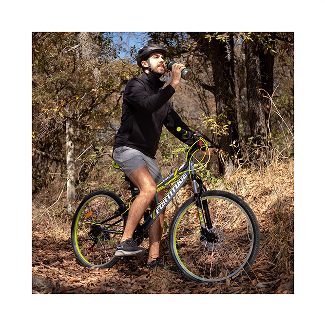 Bicicleta De Montaña Apache Fortitude R26 18 Velocidades Freno Disco Delantero Suspensión 150mm