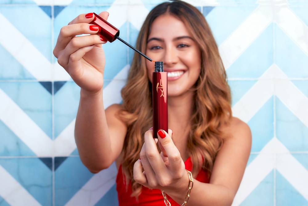 Tratamiento en Suero para Crecimiento de Pestañas y Cejas  más Máscara Profesional para deportistas. Pack con 2 tubos 1 Tratamiento para hacer Crecer las Pestañas y 1 tubo con Mascara para Deportistas XiC Duo Xtreme.