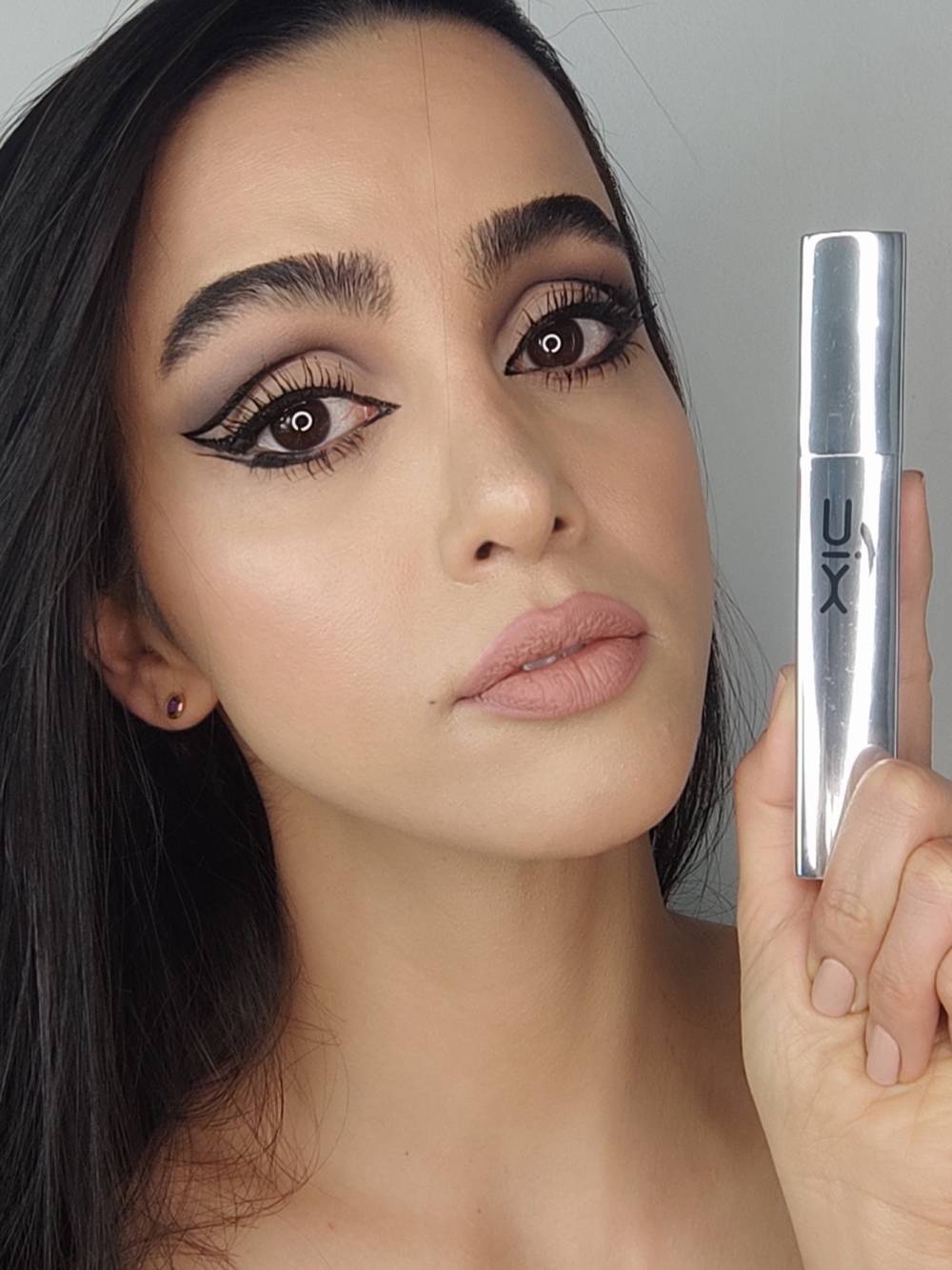   Delineador de Ojos Líquido, color negro intenso, a Prueba de agua y humectante con punta ultra Fina. 7ml XiC SEXYBLACK