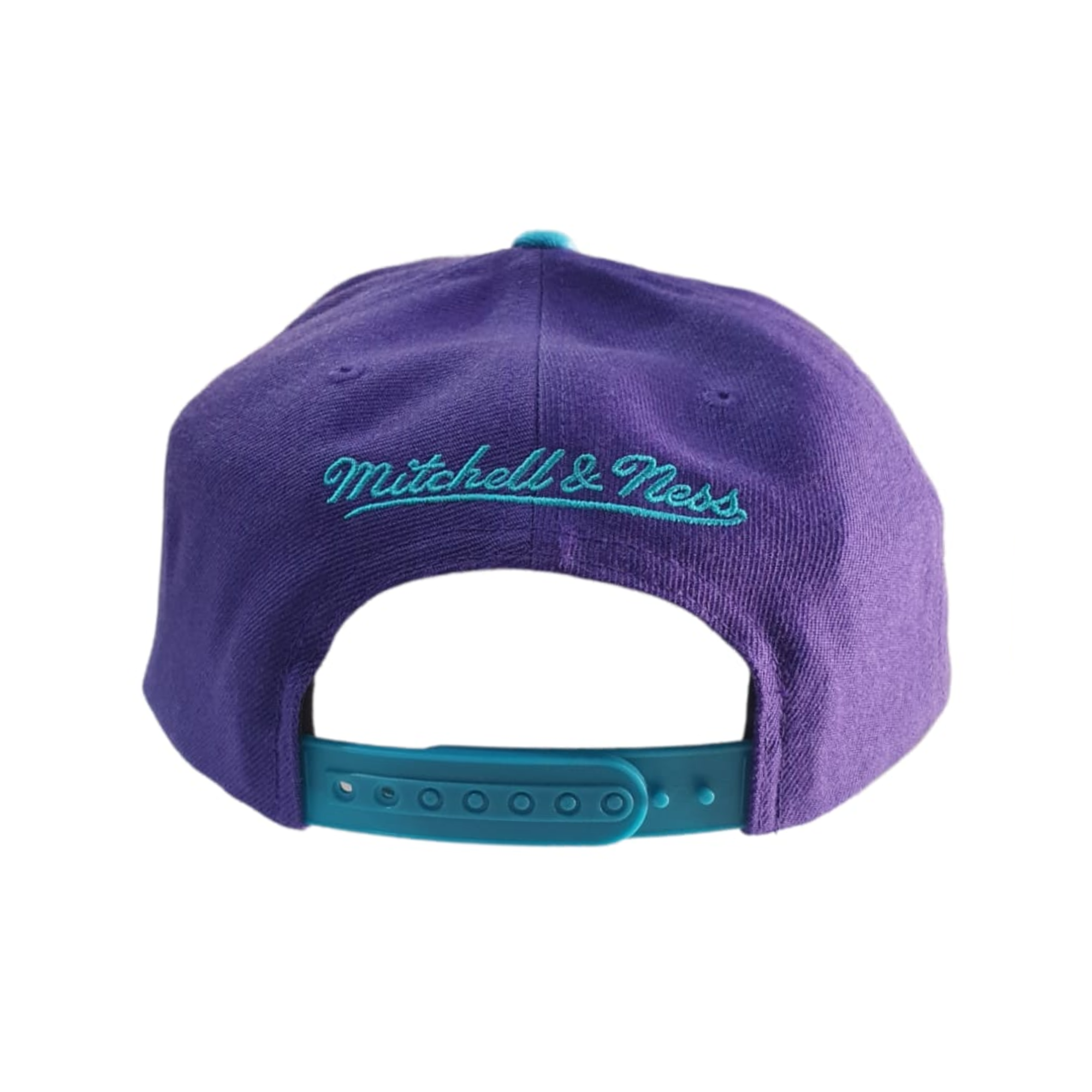 Gorra Mitchell & Ness Charlotte Hornets Morada Original 19200CHOTLPR