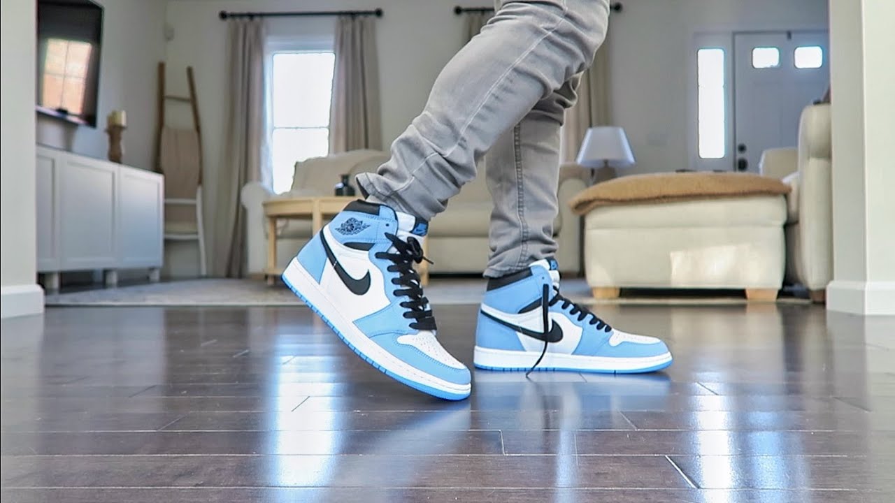 Tenis Jordan Retro 1High OG University Blue 555088-134
