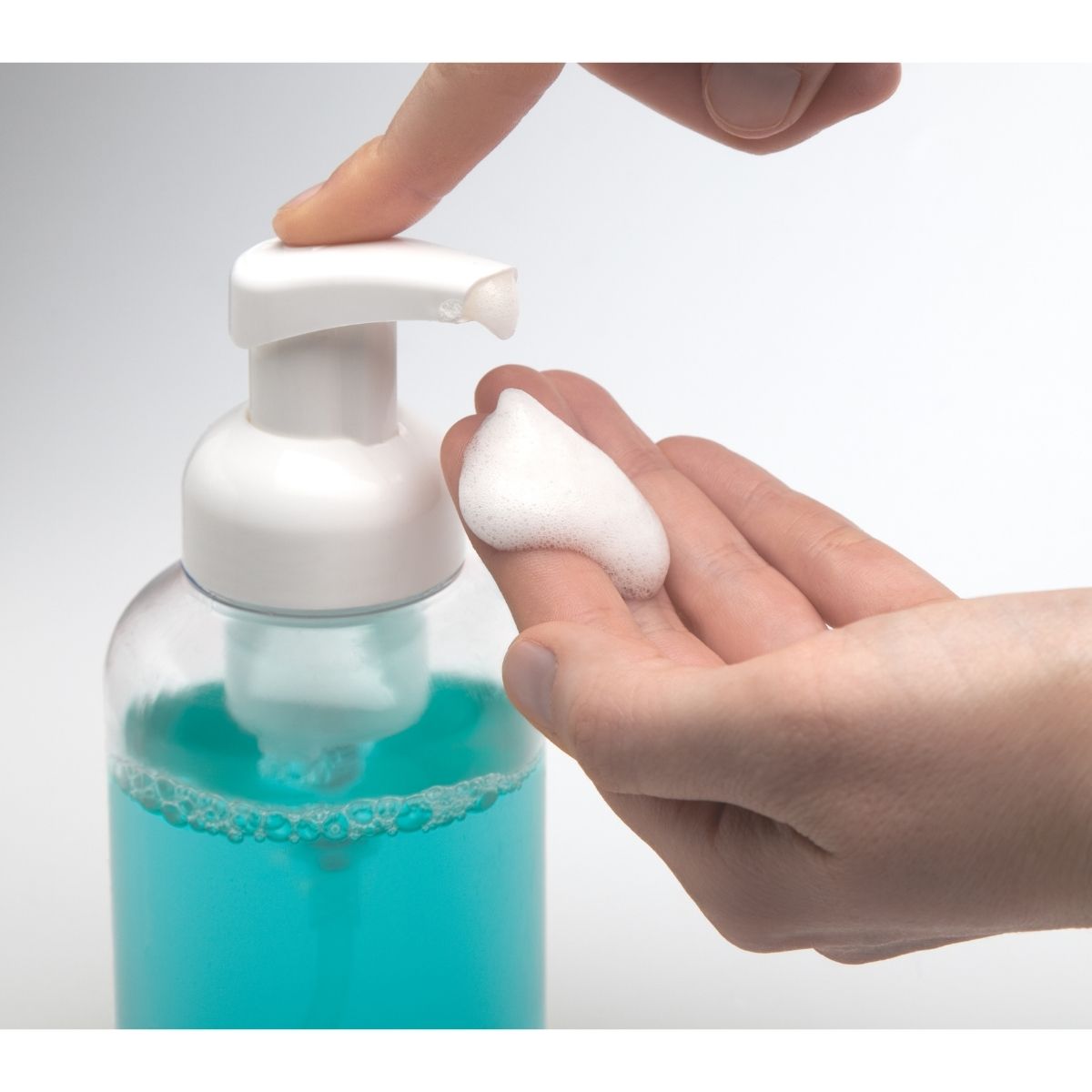 Powerfoam Vida Líquida 4 Litros Desinfectante Limpiador Desengrasante de manos y superficies orgánico sin alcohol ni químicos tóxicos uso infantil y escolar seguro