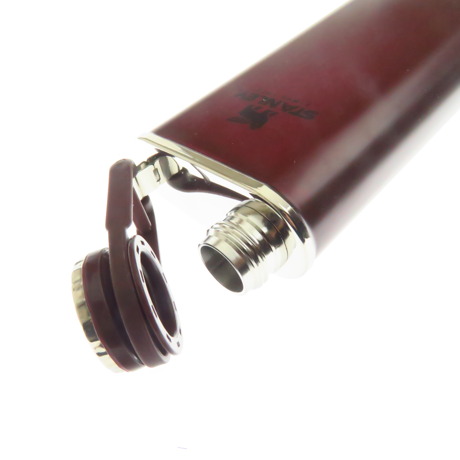 Sta0837196 Stanley Petaca Cantimplora Rojo Acero Inox Gde