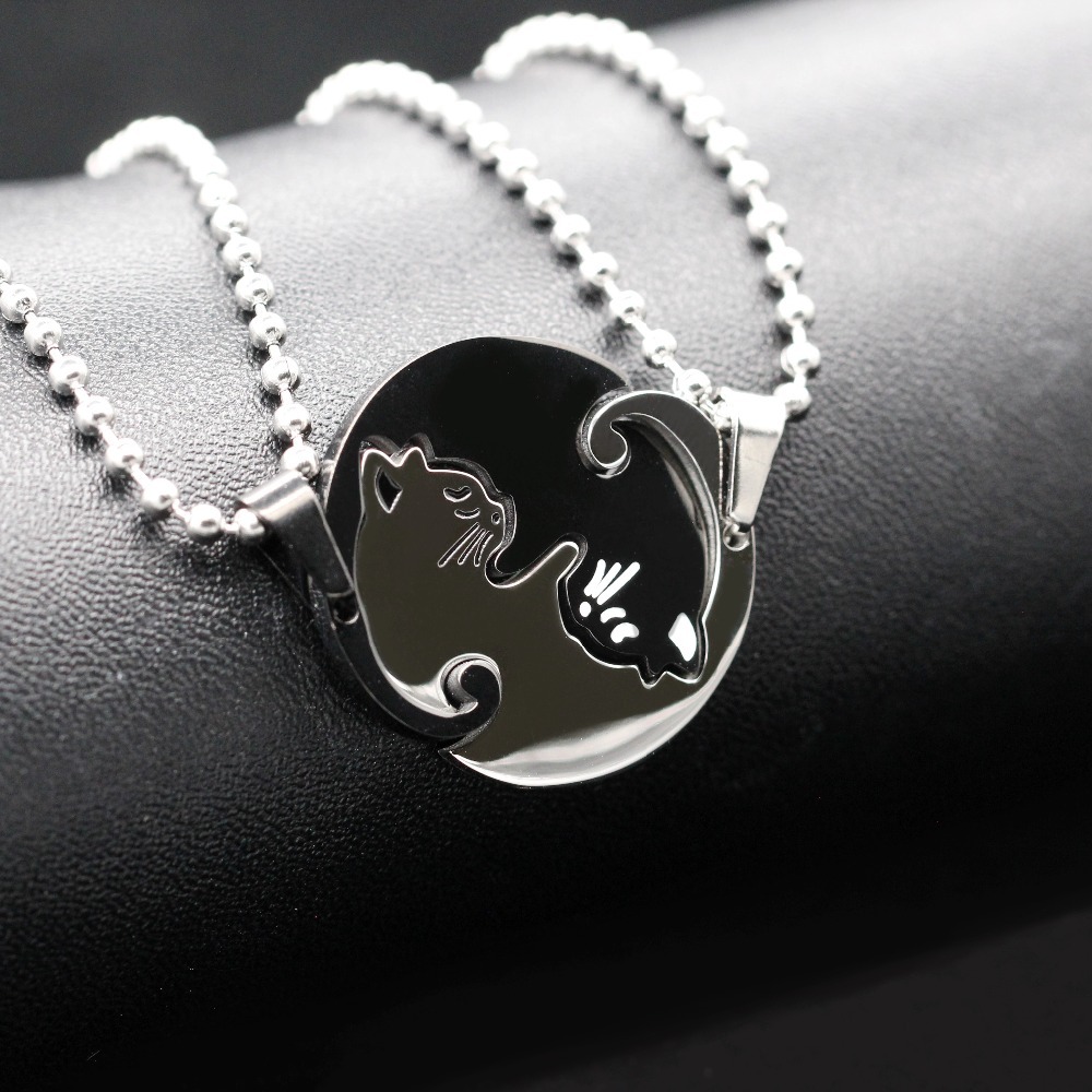 Collar Pareja Gatos Ying Yang Acero Inoxidable Negro Plata Circulo