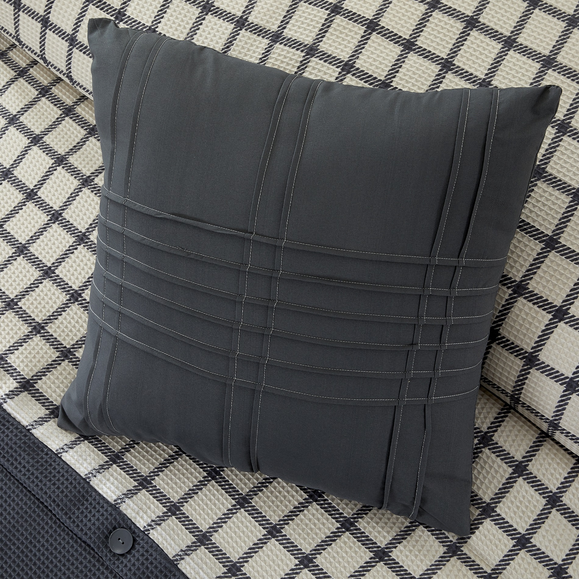 Edredón Suave 4 Pzas Queen Gris Maddox Combinado - English Laundry