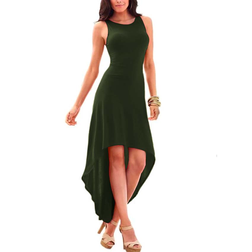 Vestido con cola de pato, cuello redondo y sin mangas