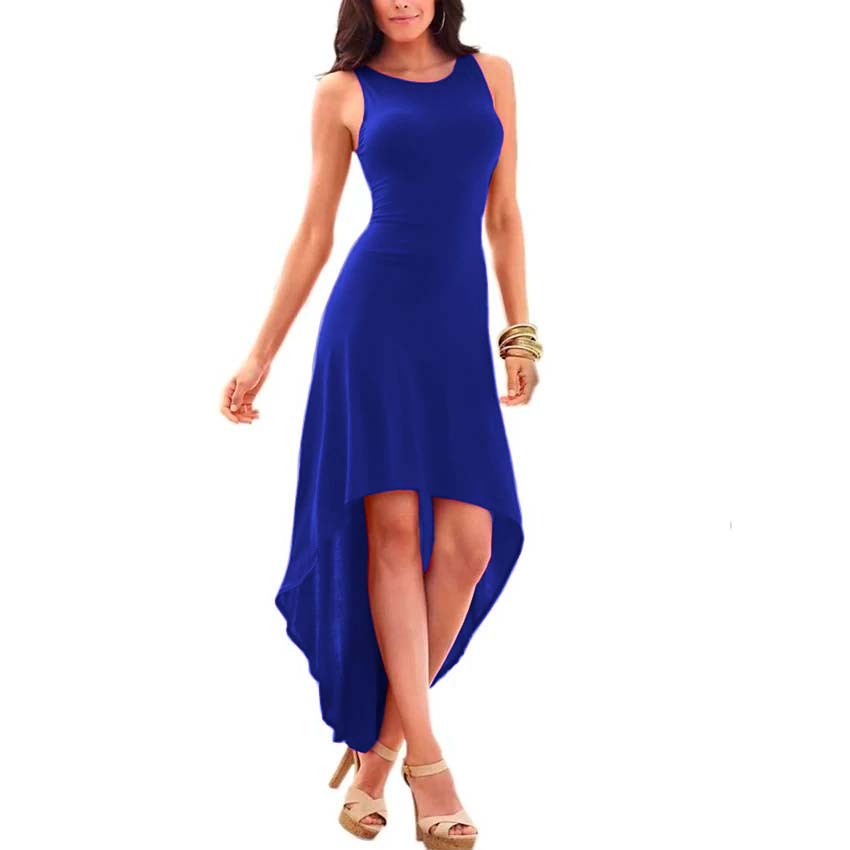 Vestido con cola de pato, cuello redondo y sin mangas