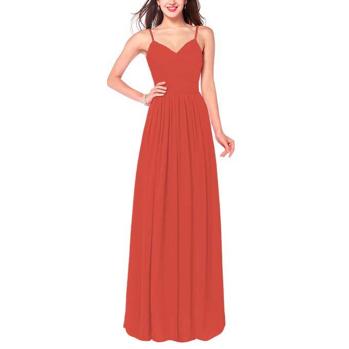 Maxi vestido de tirantes y corte en v