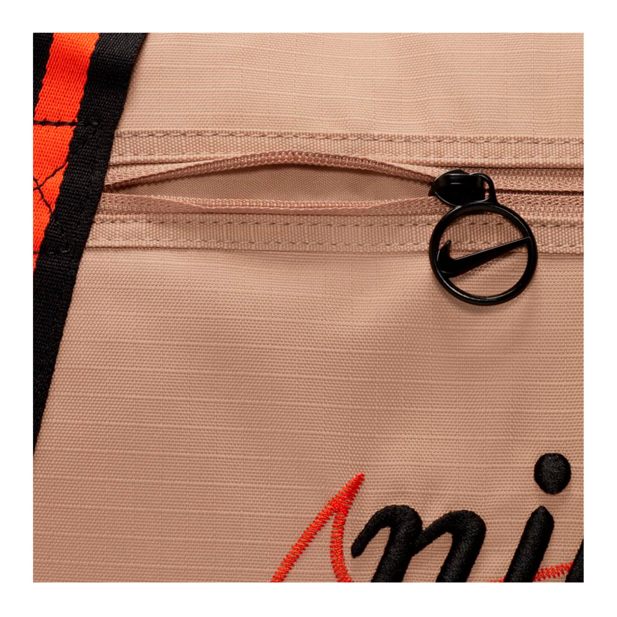 MALETA NIKE GYM CLUB MUJER COD. DH6863-200