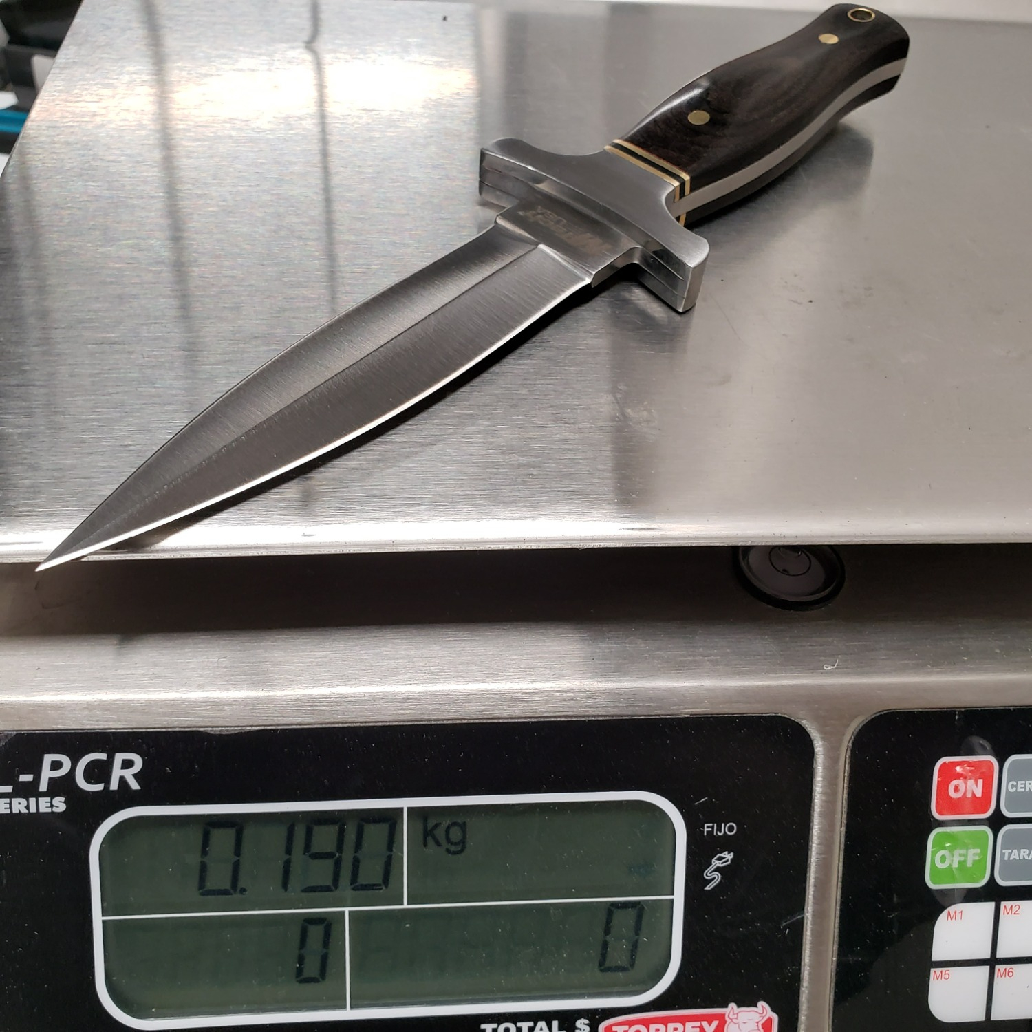 Cuchillo doble filo MT-20-03