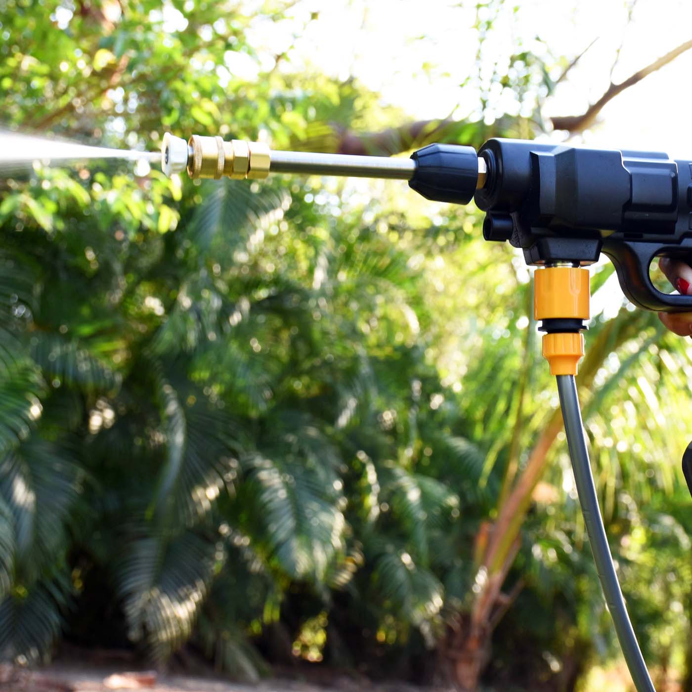 HIDROLAVADORA A BATERÍA SWEDISH HUSKY POWER 200W - HKP24V