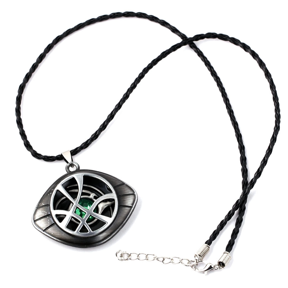 Collar de Doctor Strange ojo de Agamotto de metal plateado