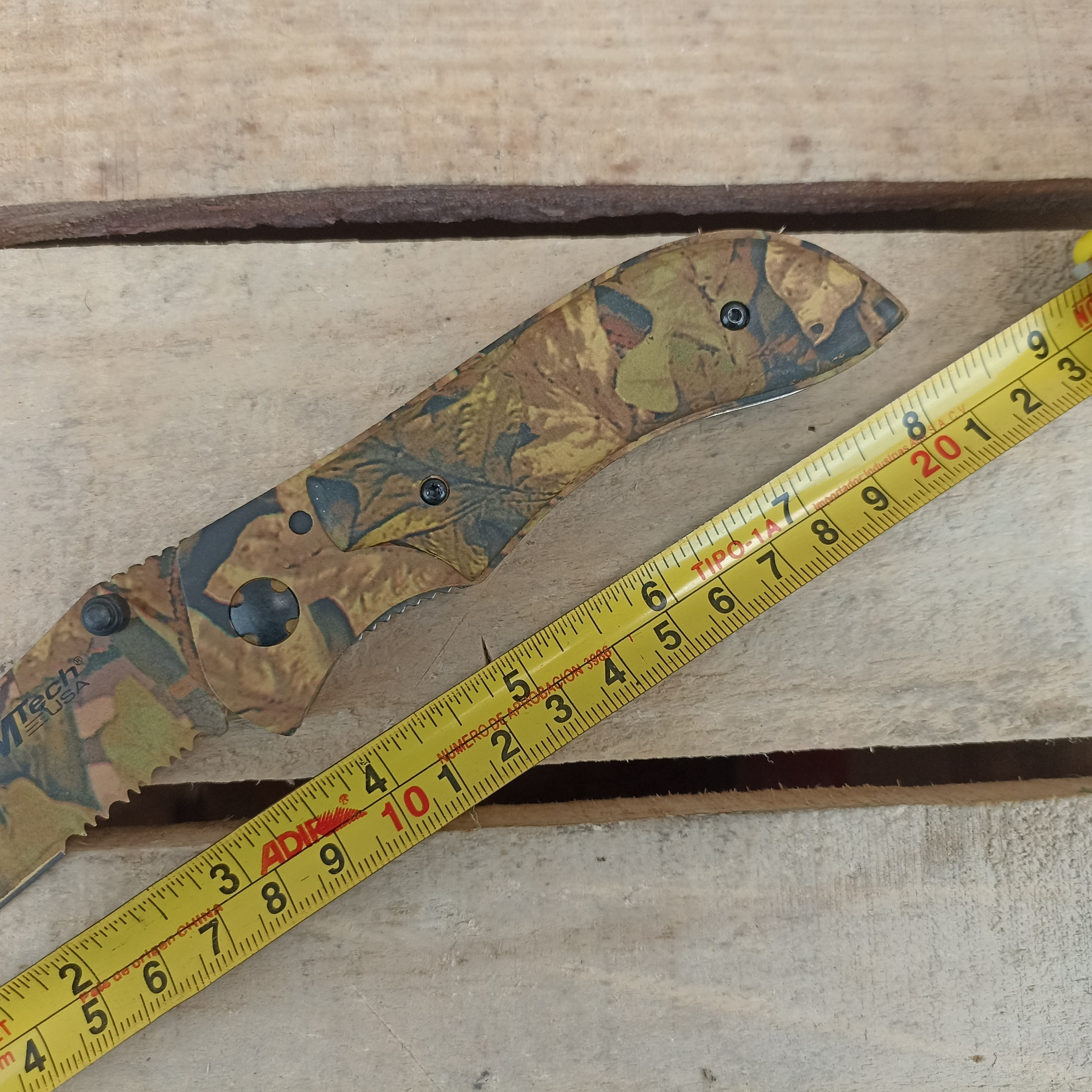 Navaja Camuflaje Semi-Automatica MT-104