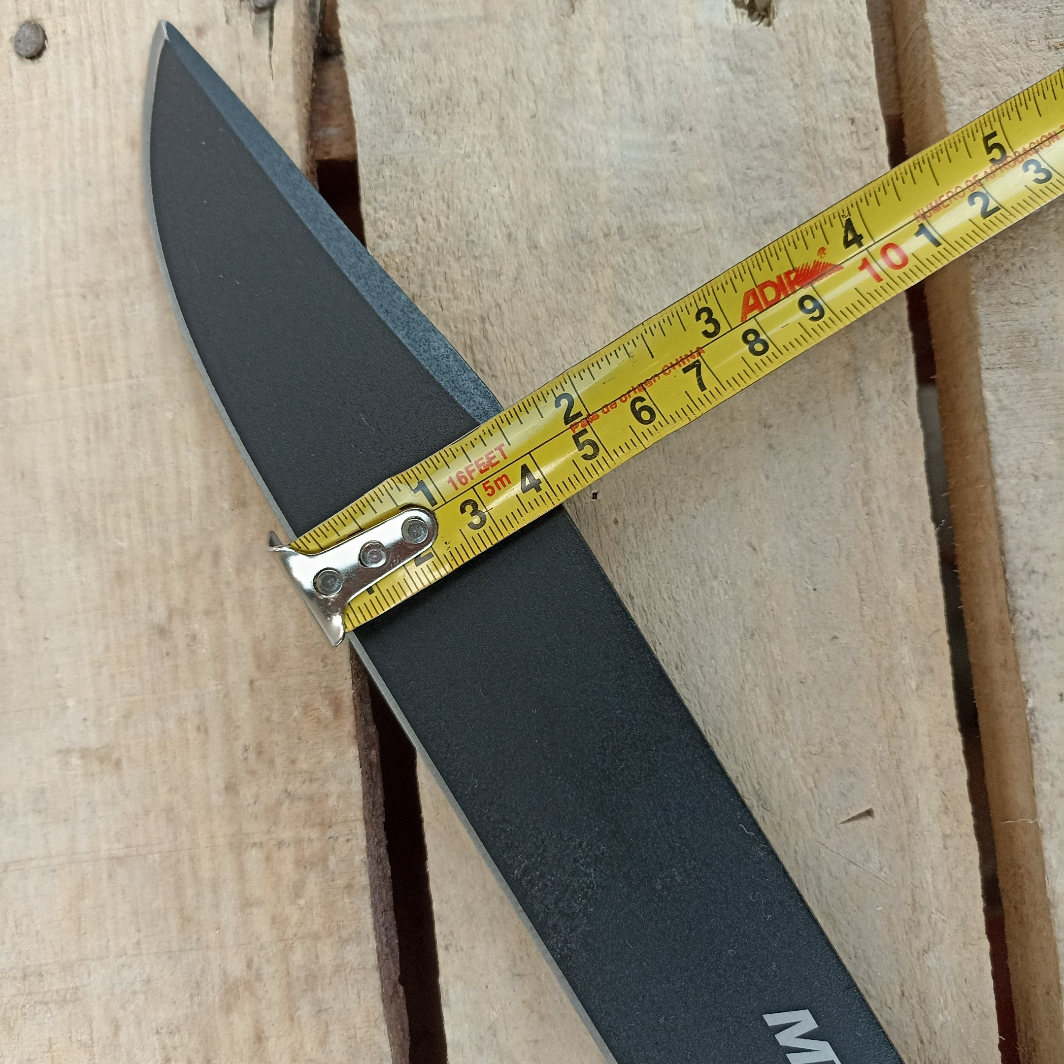 Cuchillo Grande MT-151