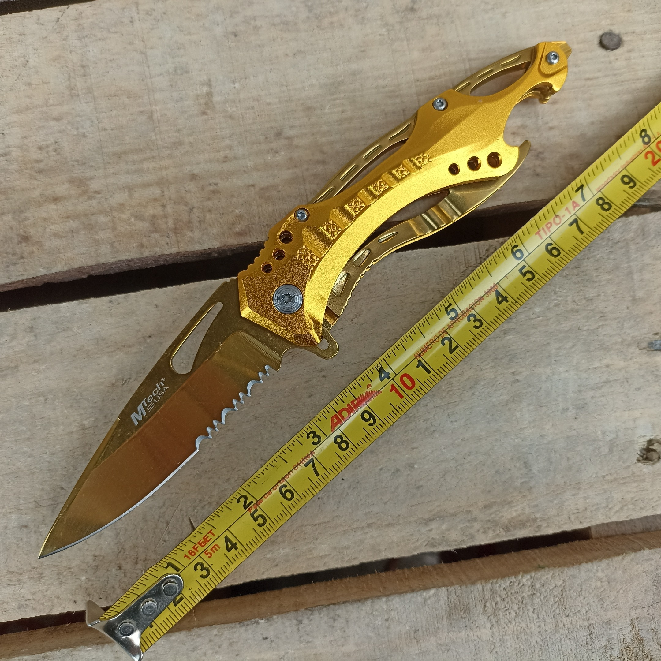 Navaja Paramedico Rescate MT-A705GD