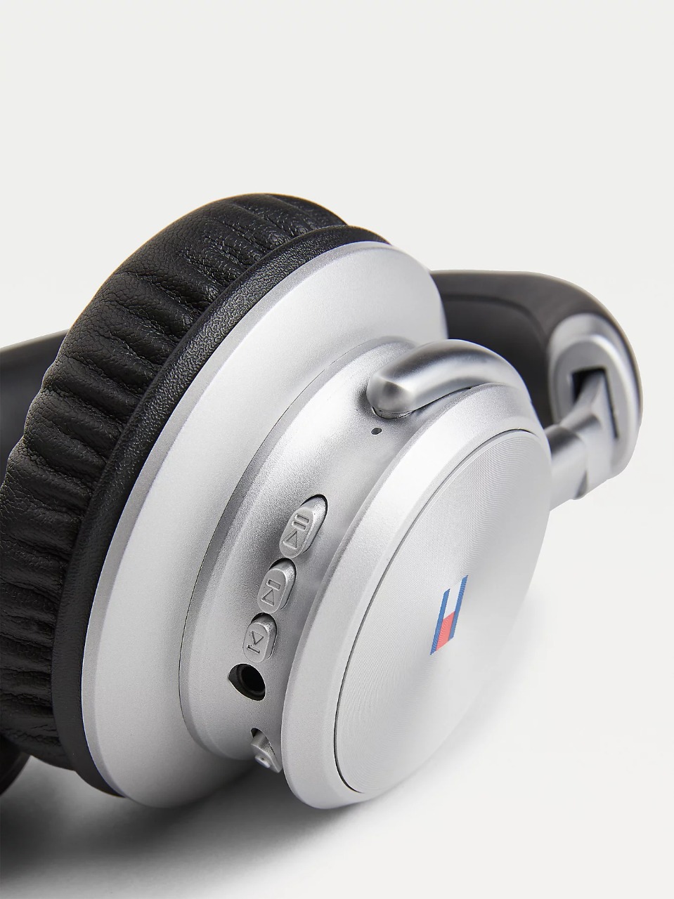 TOMMY HILFIGER Auriculares inalámbricos negros