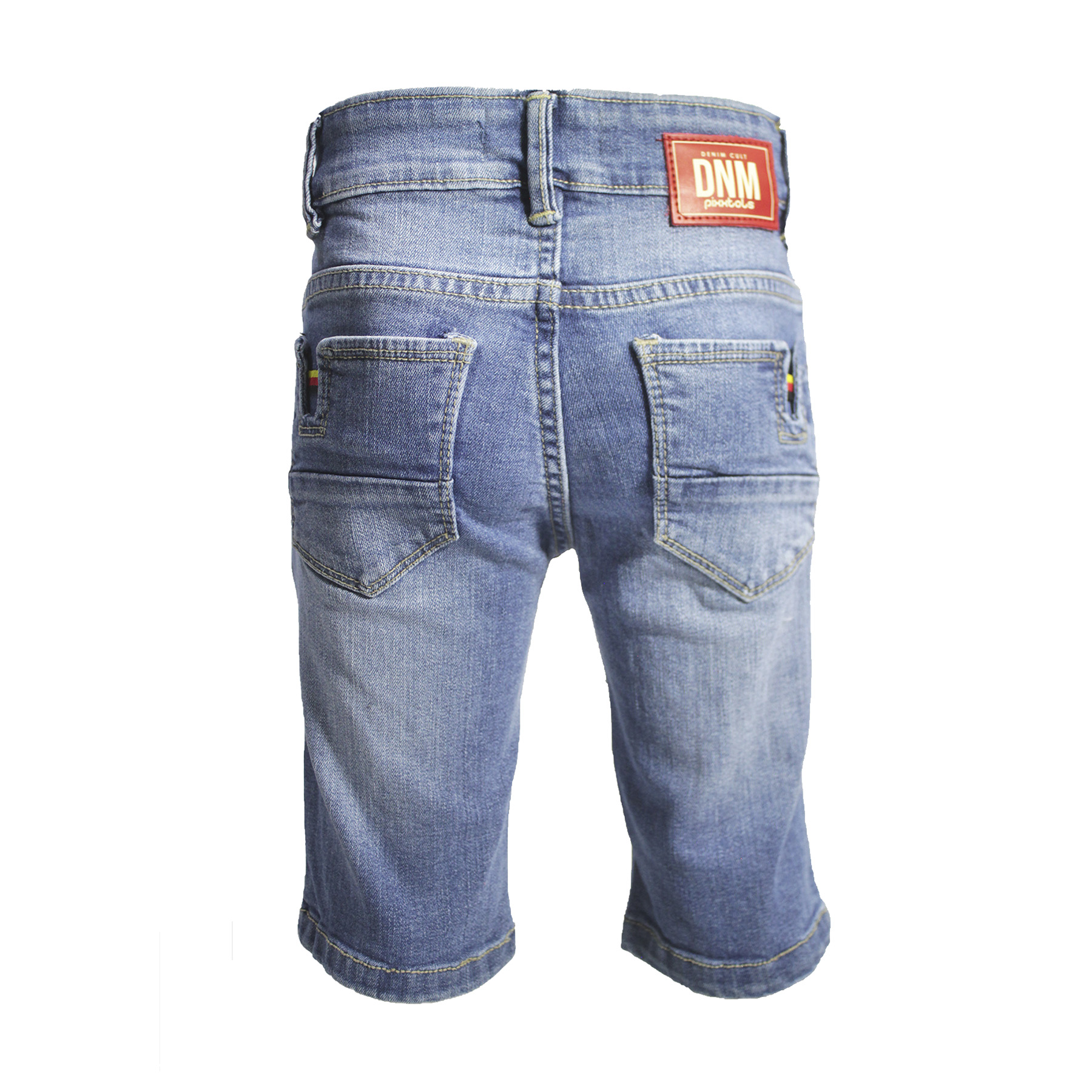 Bermuda mezclilla strech, con detalle en bolsas traseras y destrucción al frente pixxtols CB018