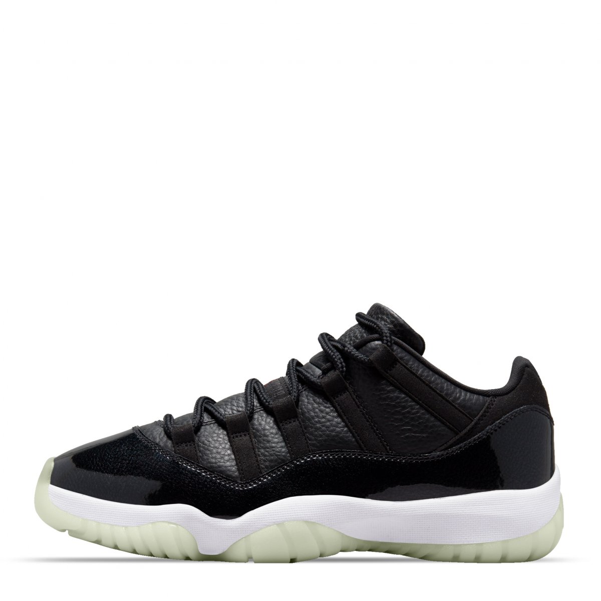 JORDAN 11 RETRO LOW 72-10