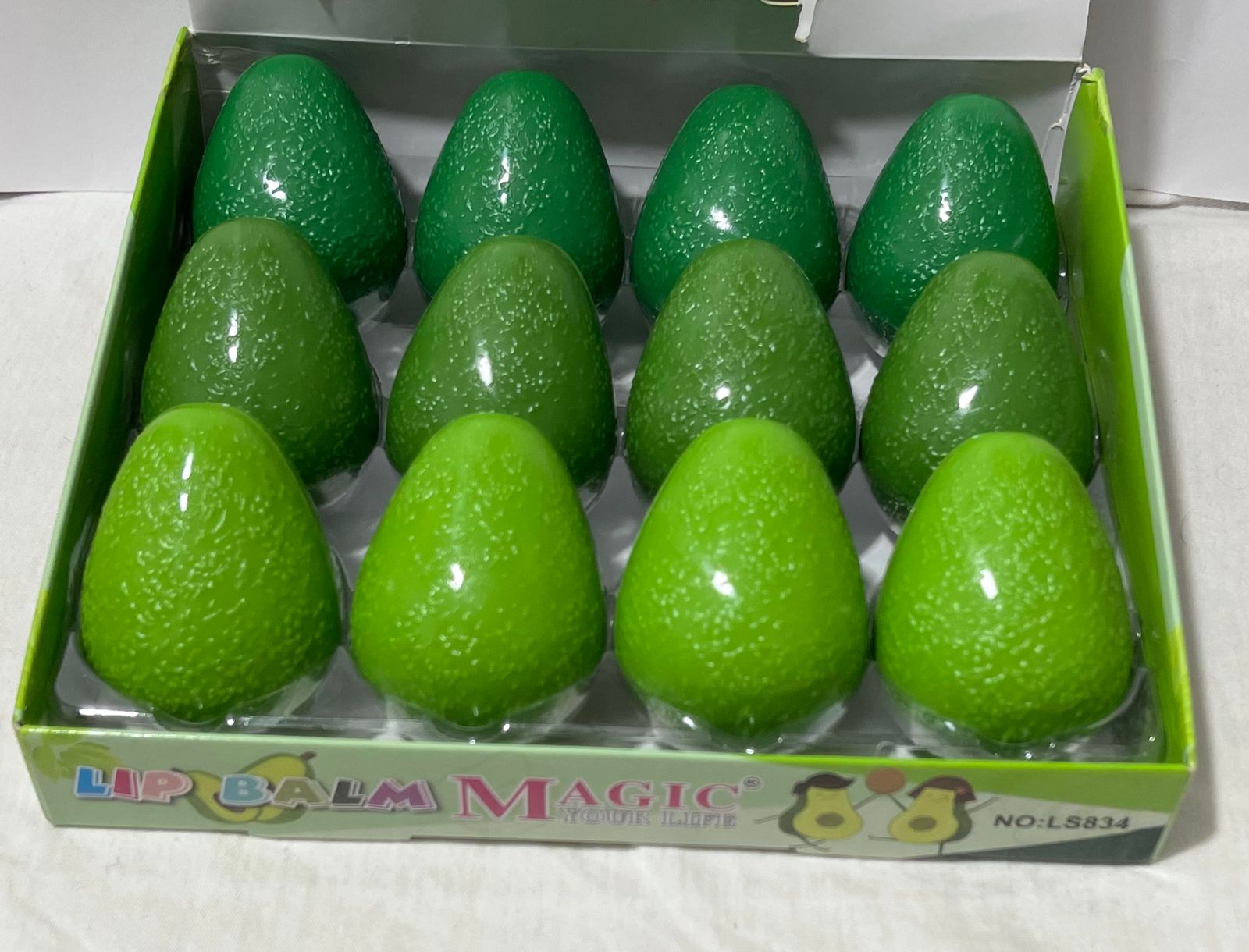 Caja Con 12 Bálsamos Labial Hidratante Nutritivo En Forma De Aguacate