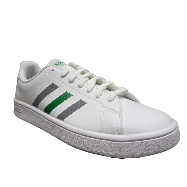 ee7690 adidas