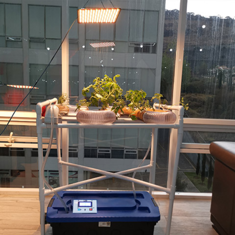 Sistema Hidroponico Horizontal con Controlador Inteligente de Flujo de Agua PH Humedad Temperatura Intensidad de Luz UV / Master / ECO-IOT20H