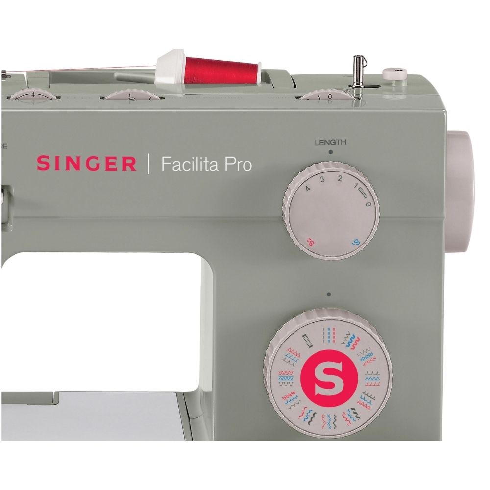 Maquina de coser mecánica heavy duty marca Singer
