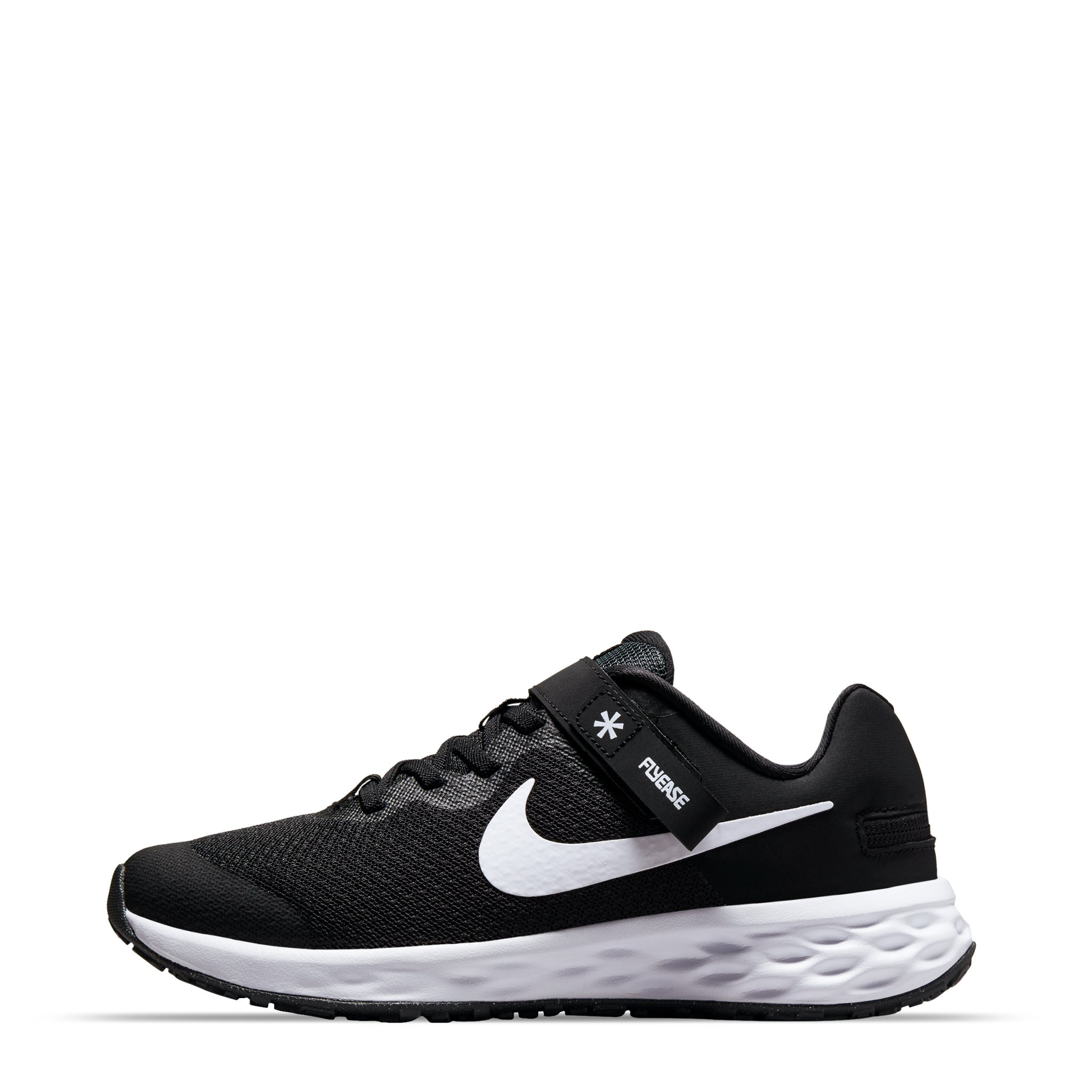 Tenis Nike Revolution 6 Flyease DD1113-003 Color Negro Para Niños