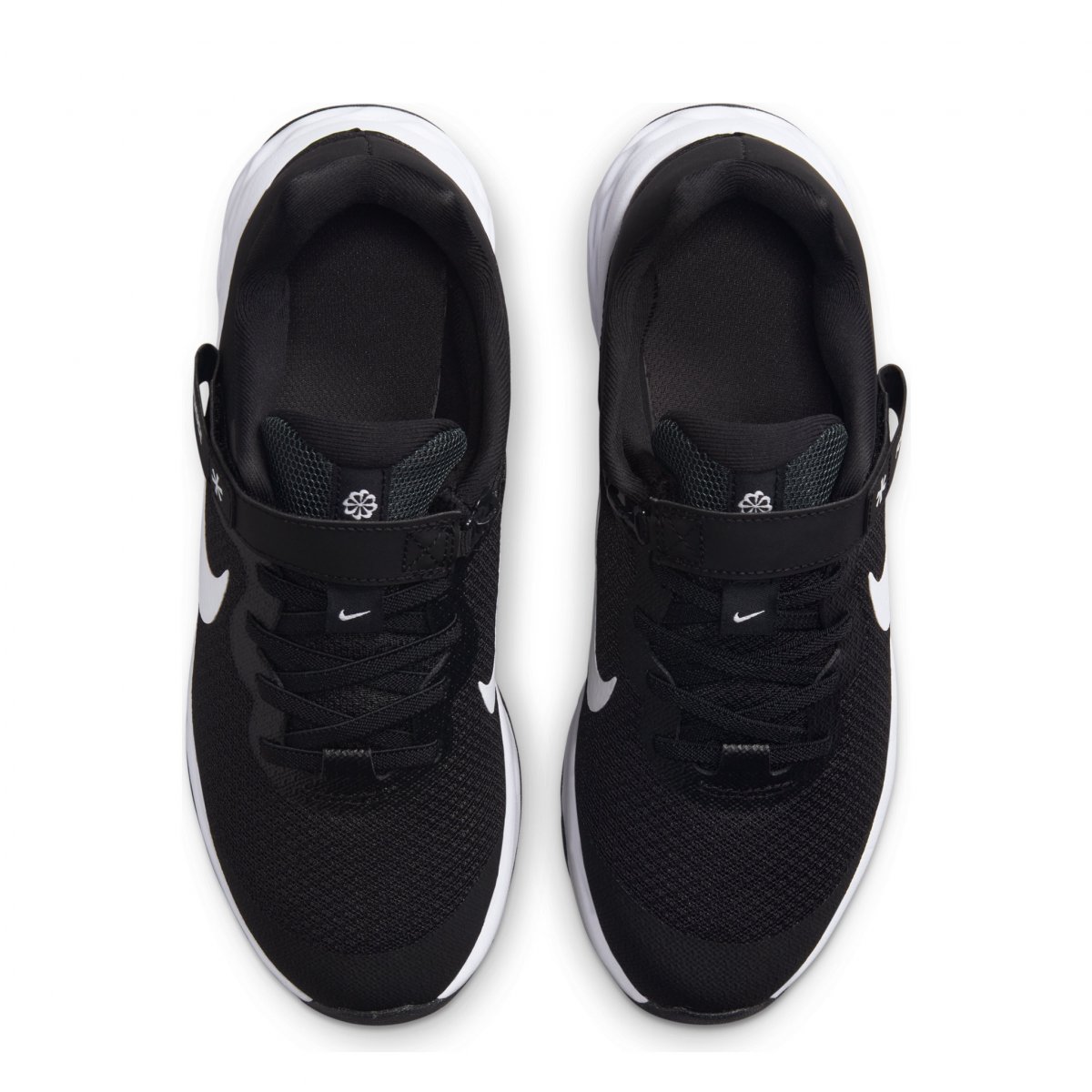 Tenis Nike Revolution 6 Flyease DD1113-003 Color Negro Para Niños
