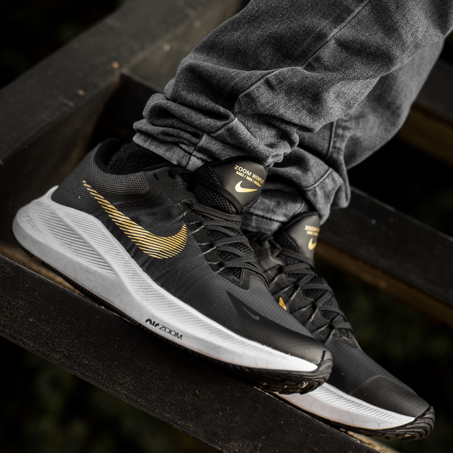 Tenis Nike Zoom Winflo 8 - CW3419009 - Negro - Hombre 