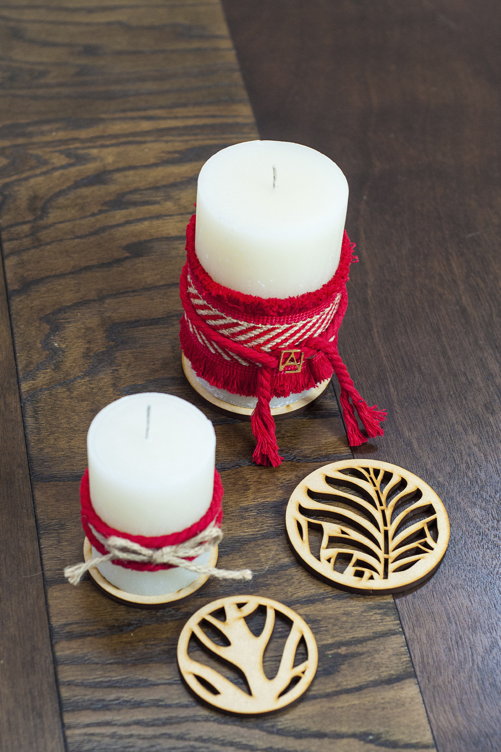 Juego de Velas ANGELOZANO chica y grande  decorativas arómaticas Yute Rojo
