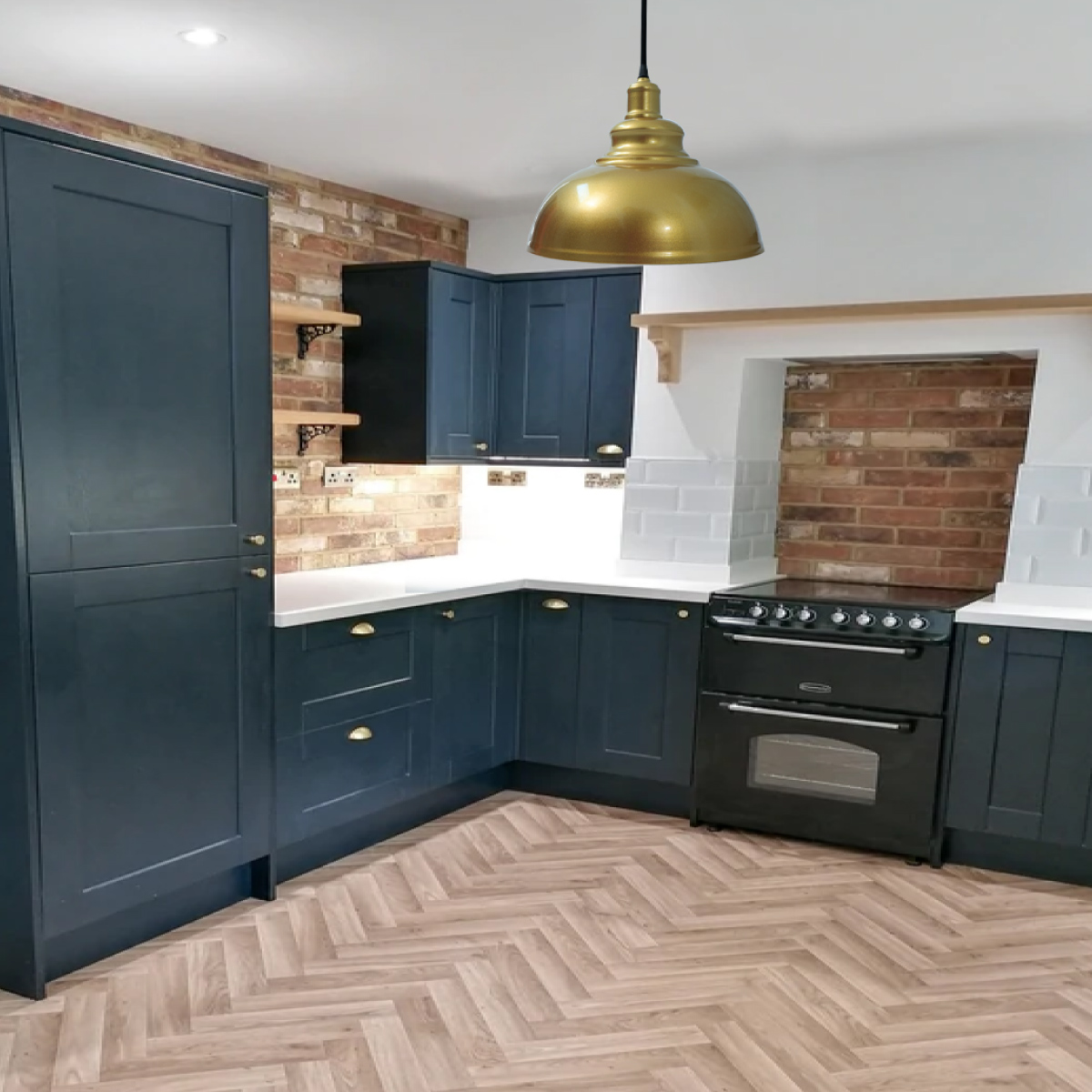 Lampara de techo colgante vintage de Campana dorada acabado latón 30 cm de diámetro