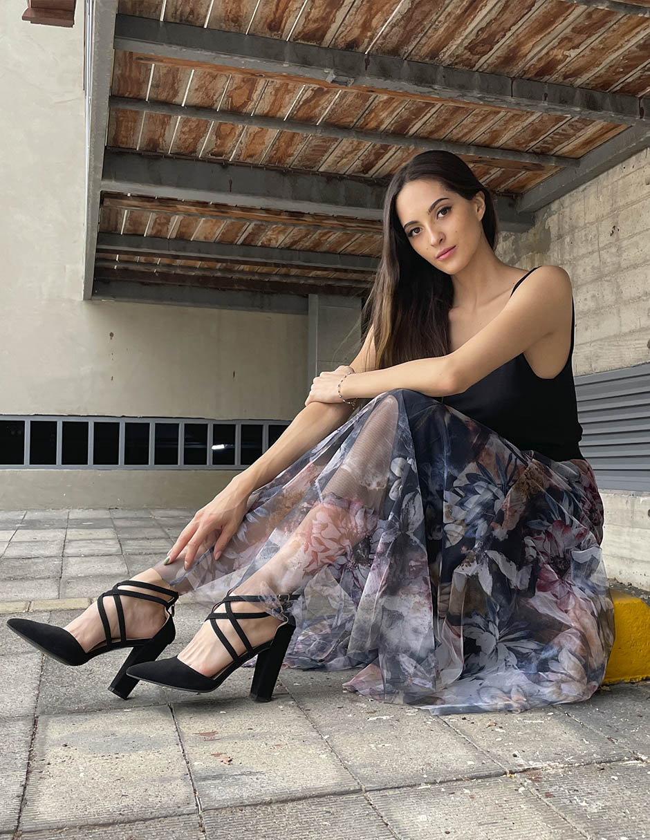 Falda tul negra con flores AMAD para dama 