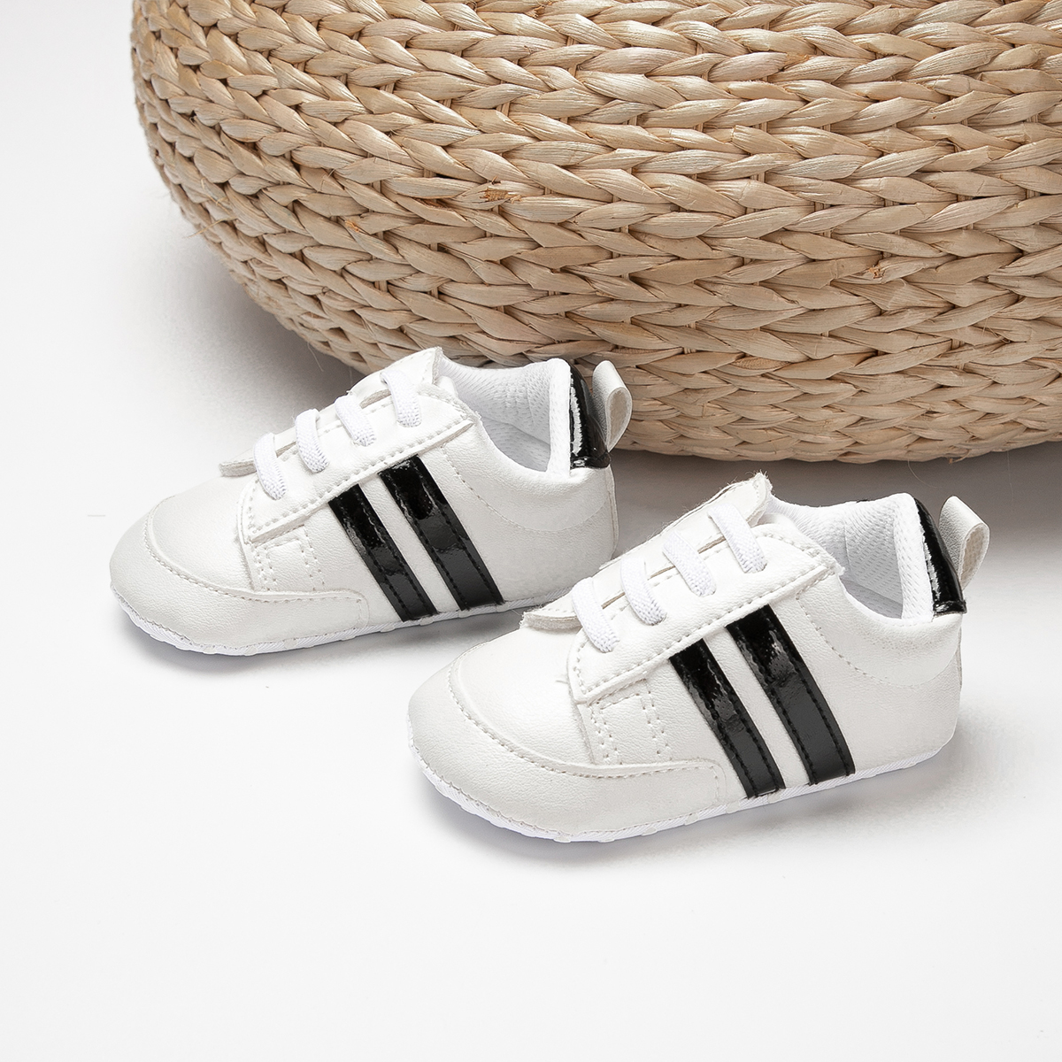Zapatitos Tenis De Lona Para Bebé Primeros Pasos, Super Cómodos Talla 12 de 12cm de 06 a 12 Meses