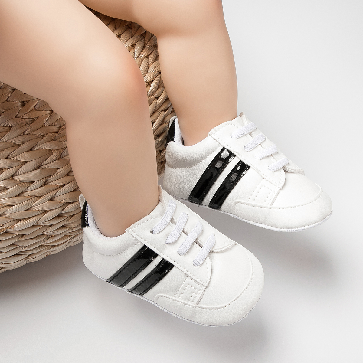 Zapatitos Tenis De Lona Para Bebé Primeros Pasos, Super Cómodos Talla 12 de 12cm de 06 a 12 Meses