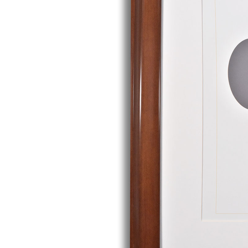 Marco para Titulo Profesional PASPARTU FRAMES Color Nogal con cristal y Marialuisa Blanca 28x38 cm