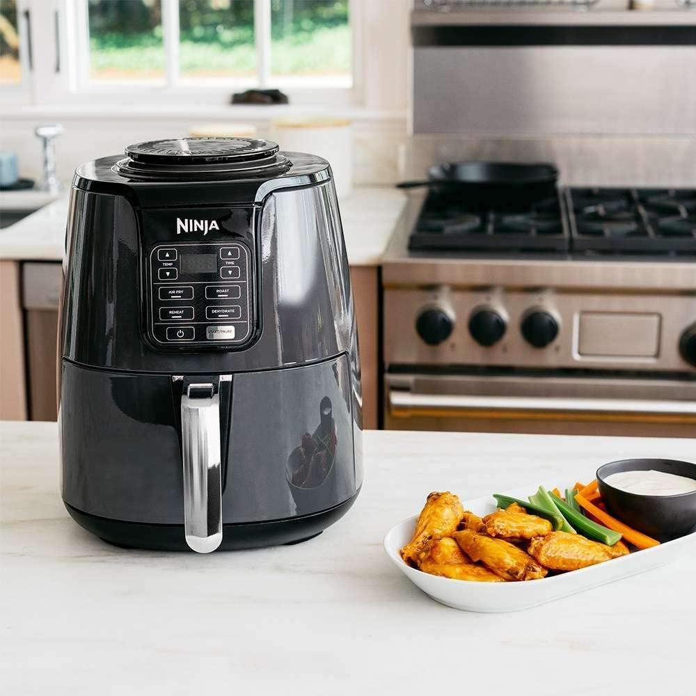 Ninja Freidora de Aire Ninja AirFryer Frie Asa Deshidrata y Recalienta AF101 Reacondicionado