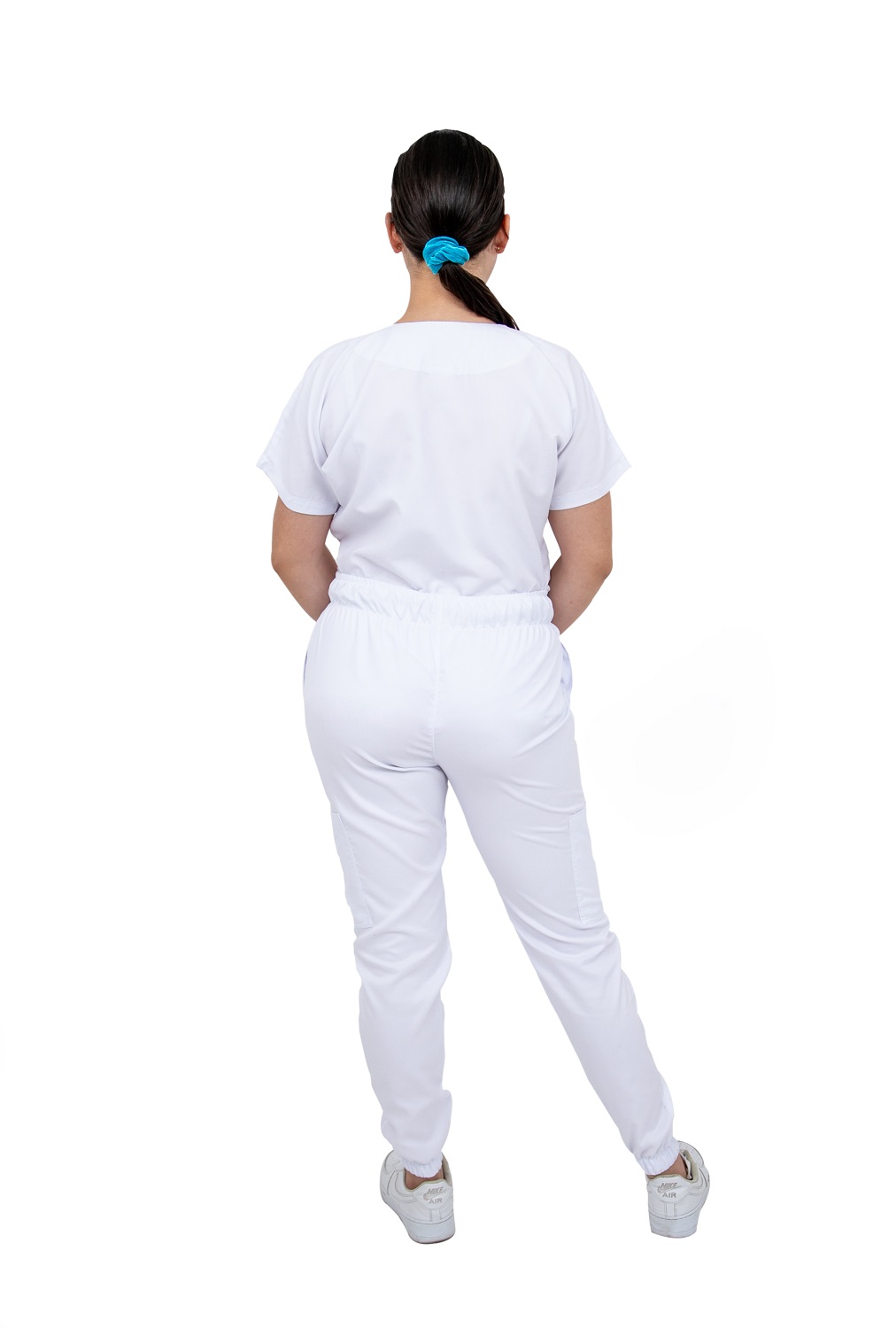 Pijama Quirúrgica Blanca Jogger Antifluidos Dama