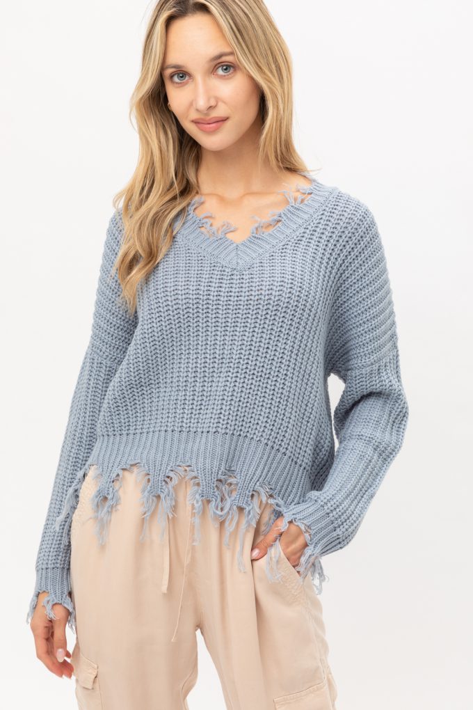 Love Tree Talla Chica/S Cardigan Sueter Cuello V Con Flecos Rasgados Oversided color Azul Claro