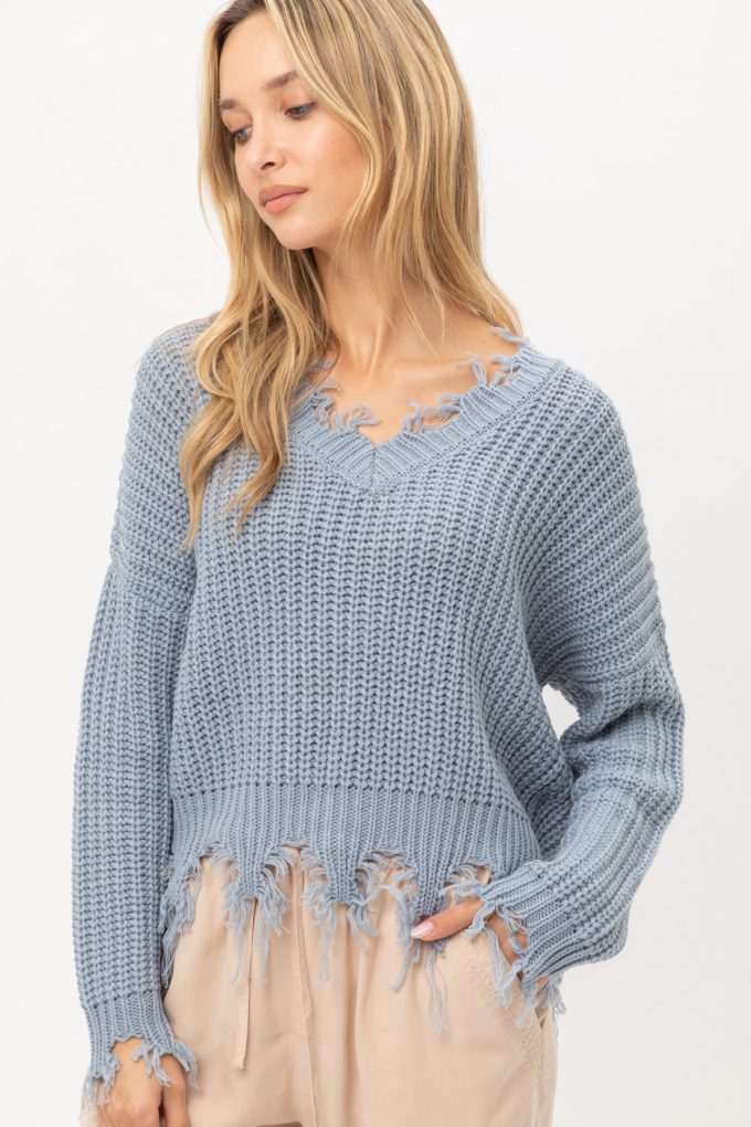 Love Tree Talla Chica/S Cardigan Sueter Cuello V Con Flecos Rasgados Oversided color Azul Claro