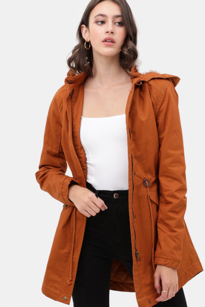 Love Tree Talla Mediana/M Chamarra Ligera Capucha Anorak Parka Semi Impermeable color Canela